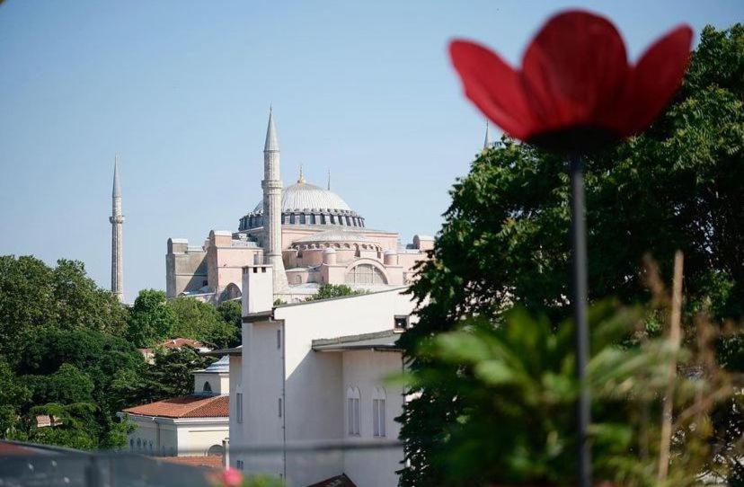 Raymond Blue Hotel Istanbul Exterior photo